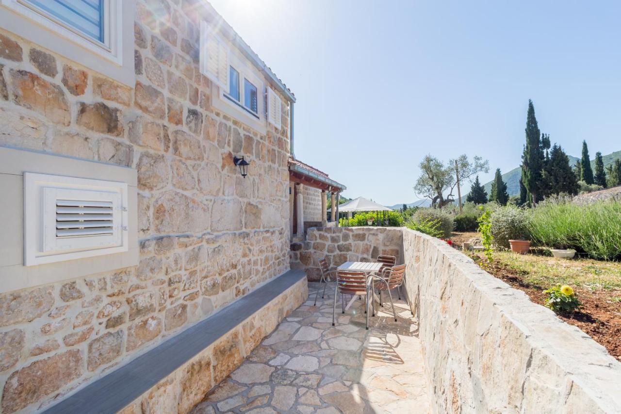 Olive Garden Apartment Ston Exterior photo